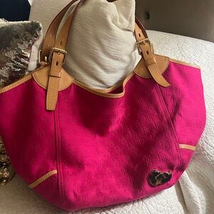 Dooney and Bourke bag